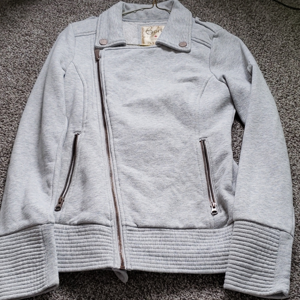 Orb sweater